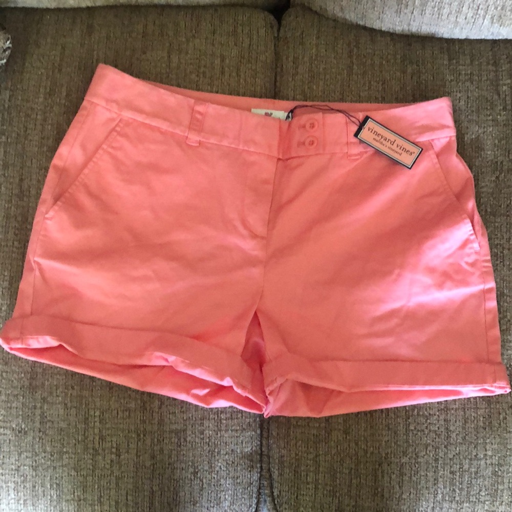 Vineyard vines 5” dayboat shorts